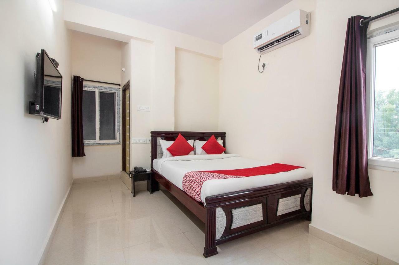 Hotel O Shannu Residency Secundurabad Oda fotoğraf